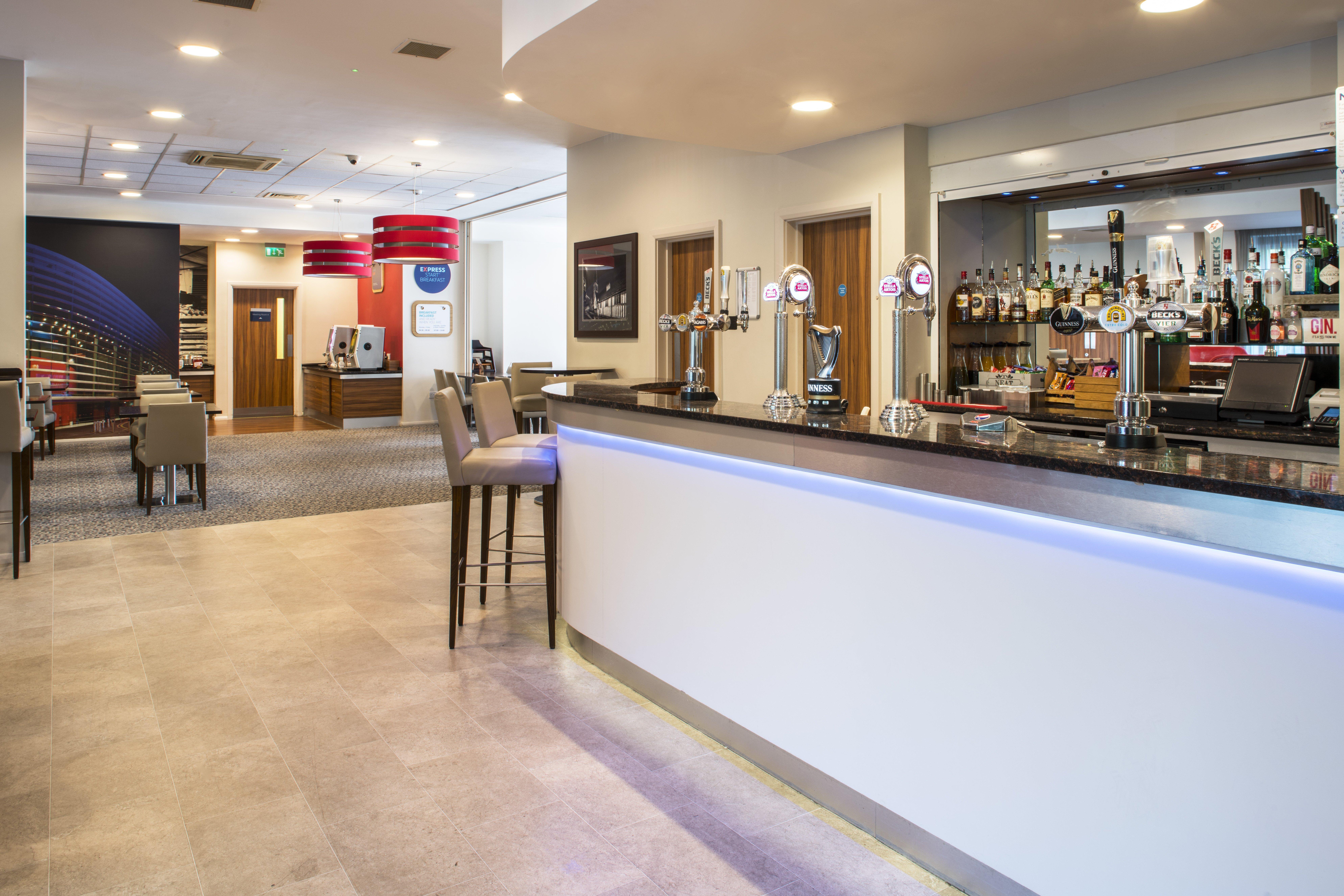 Holiday Inn Express Leicester City By Ihg Exterior foto